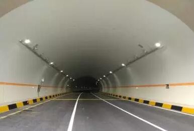 隧道照明發(fā)展史:從簡(jiǎn)單照明到智慧照明