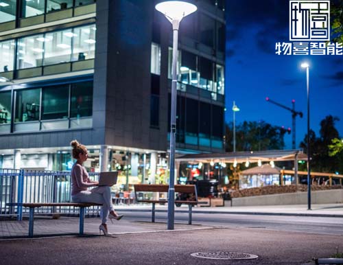 智慧路燈